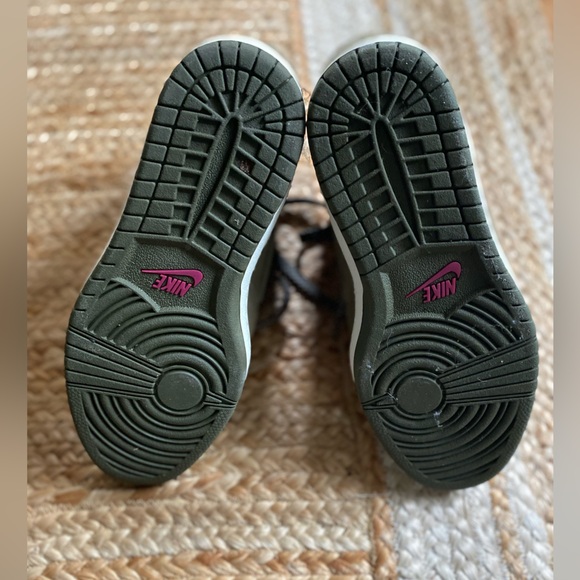 Nike Dunk Sky-Hi Wedges in Olive - Picture 5 of 5